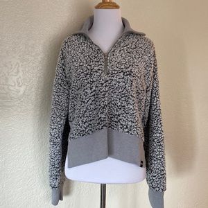 Sherpa cropped sweater/jacket